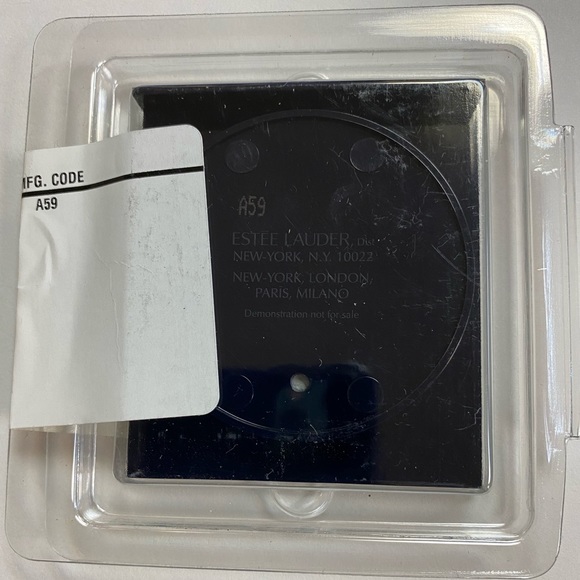 Estée Lauder Double Wear Powder Makeup in 1W2 Sand Sealed Tester - Picture 2 of 4